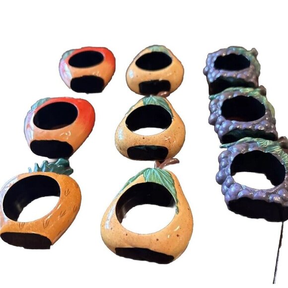 Vtg‎ Fruit Napkin Rings Apple Grapes Pear Pineapple Table Decor Resin Set of 9 - Picture 4 of 6